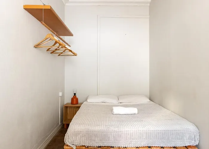 Budget Single Room