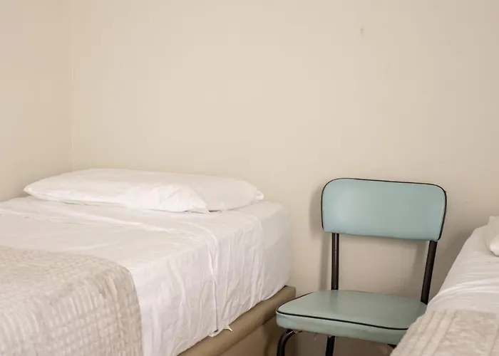 Dormitory Room Mixed