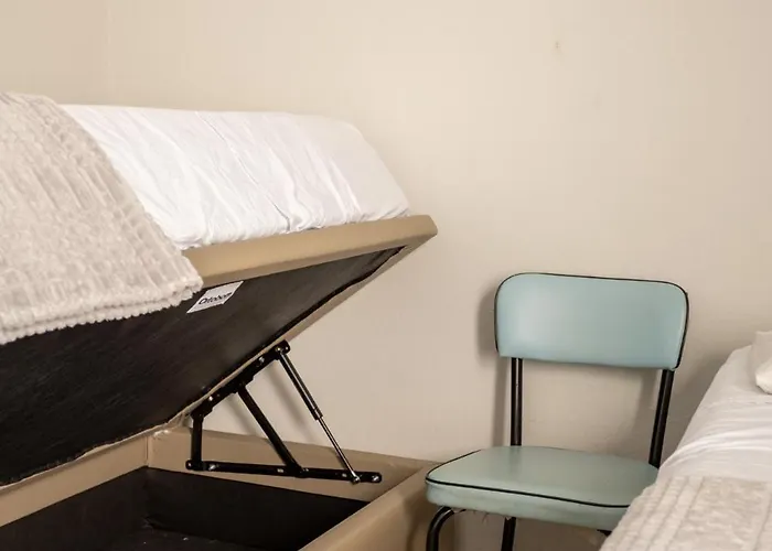 Dormitory Room Mixed
